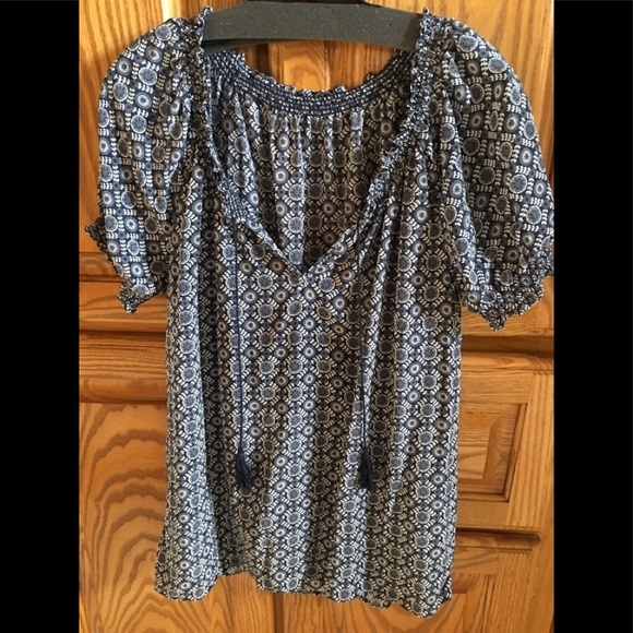 JOIE short sleeve 100% silk shirt with tassel tie - Picture 1 of 6